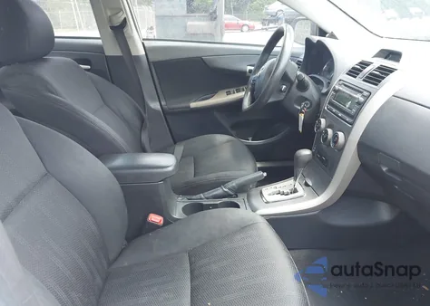 2012 Toyota Corolla S z USA, uszkodzony, nr VIN 2T1BU4EE7CC804248